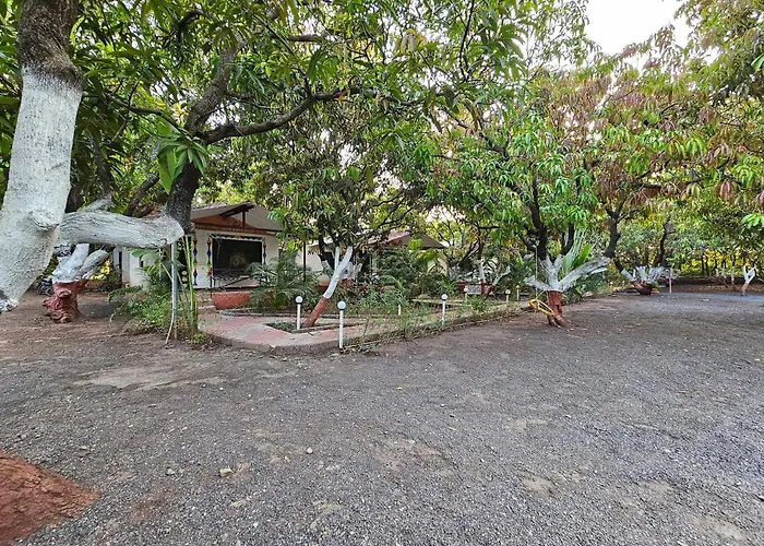 The Wilds Villa Gir Jungle Stay With Swimming Pool Sasan Gir